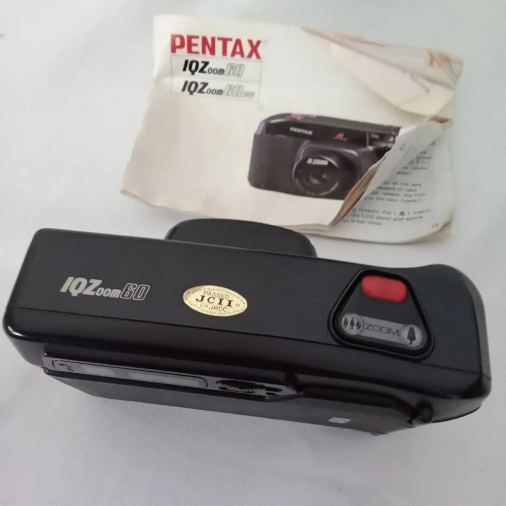 Pentax IQZoom 60 35mm Film Camera 38-60mm Macro Zoom with Case and Manual